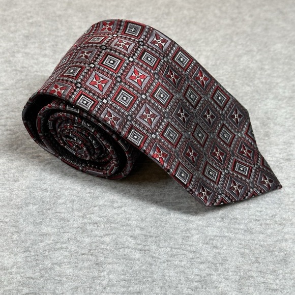 Pronto‎ Uomo Couture Tie Red 100% Silk Handmade Geometric Print Luxury - Picture 1 of 7